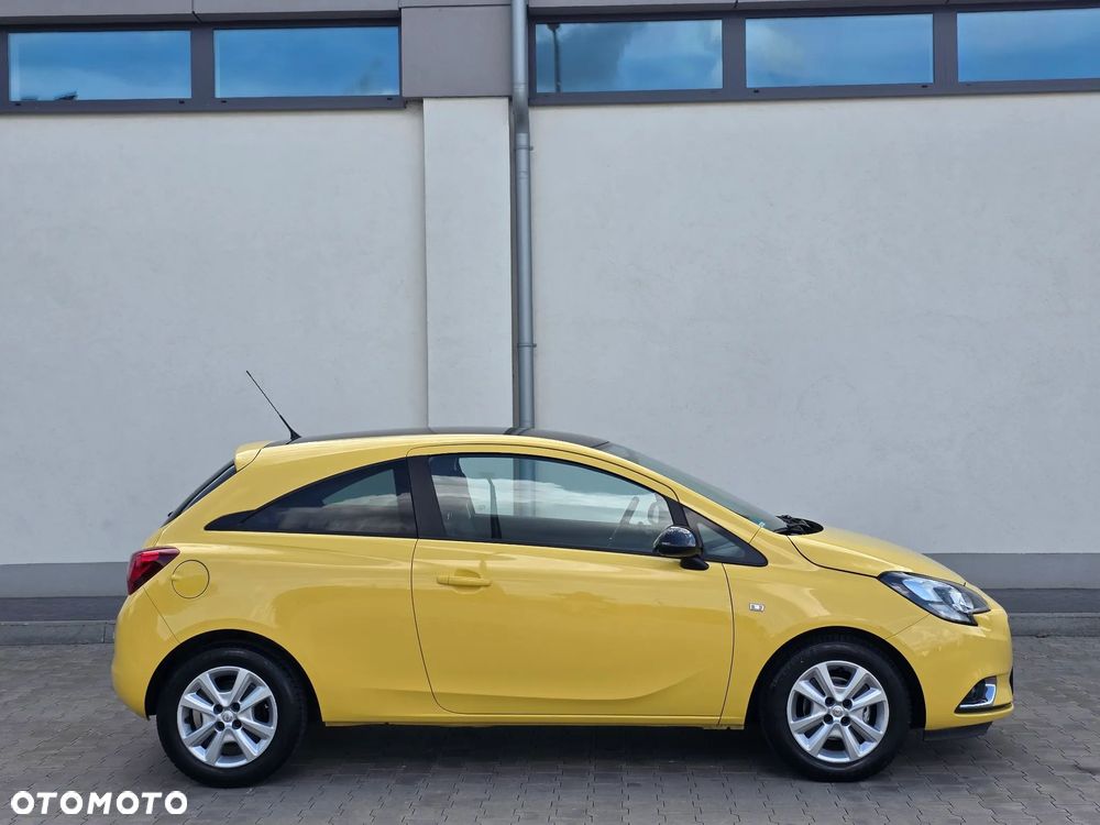 Opel Corsa 1.4 16V Color Edition - 2