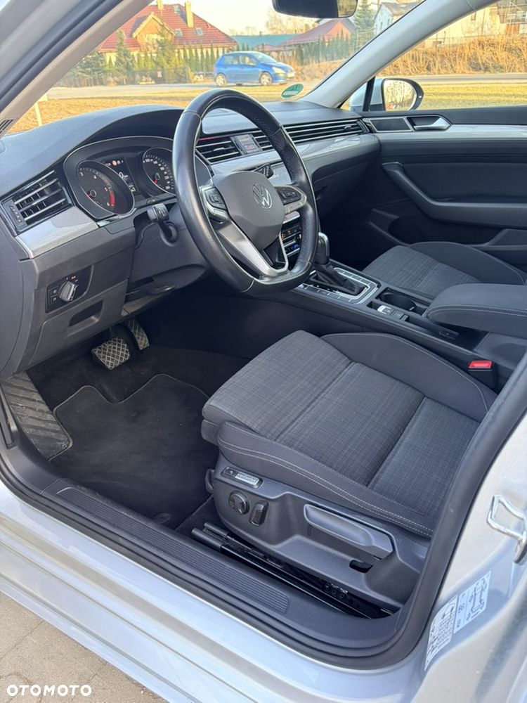 Volkswagen Passat - 6