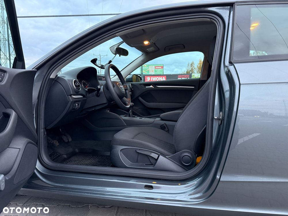 Audi A3 Sportback - 7