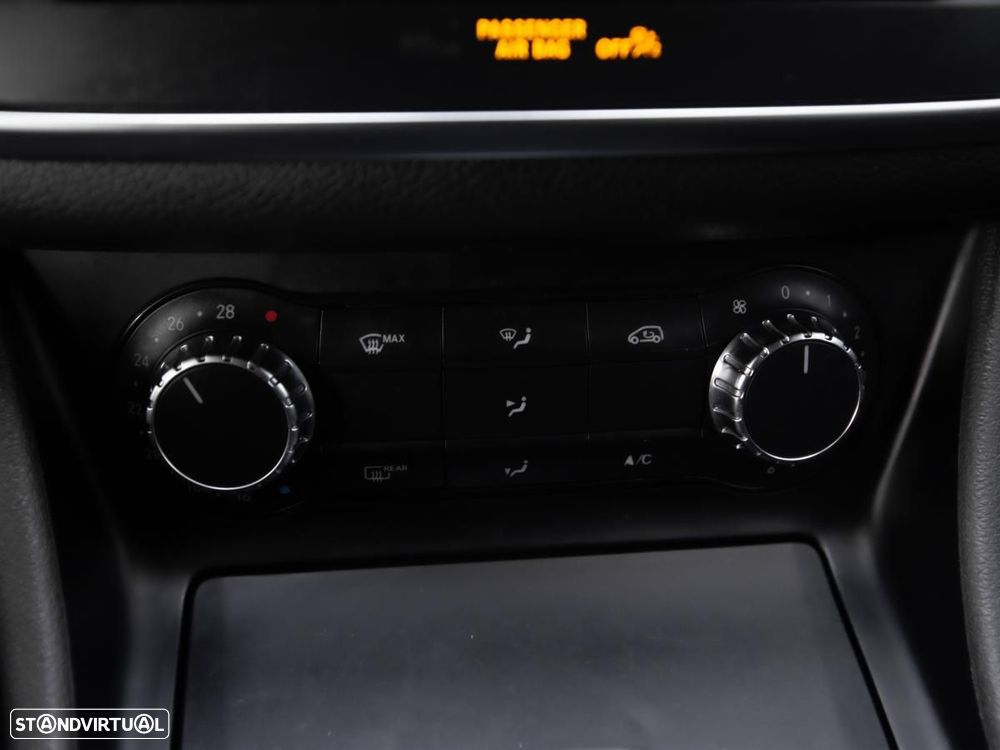 Mercedes-Benz CLA 200 — fotografia 19