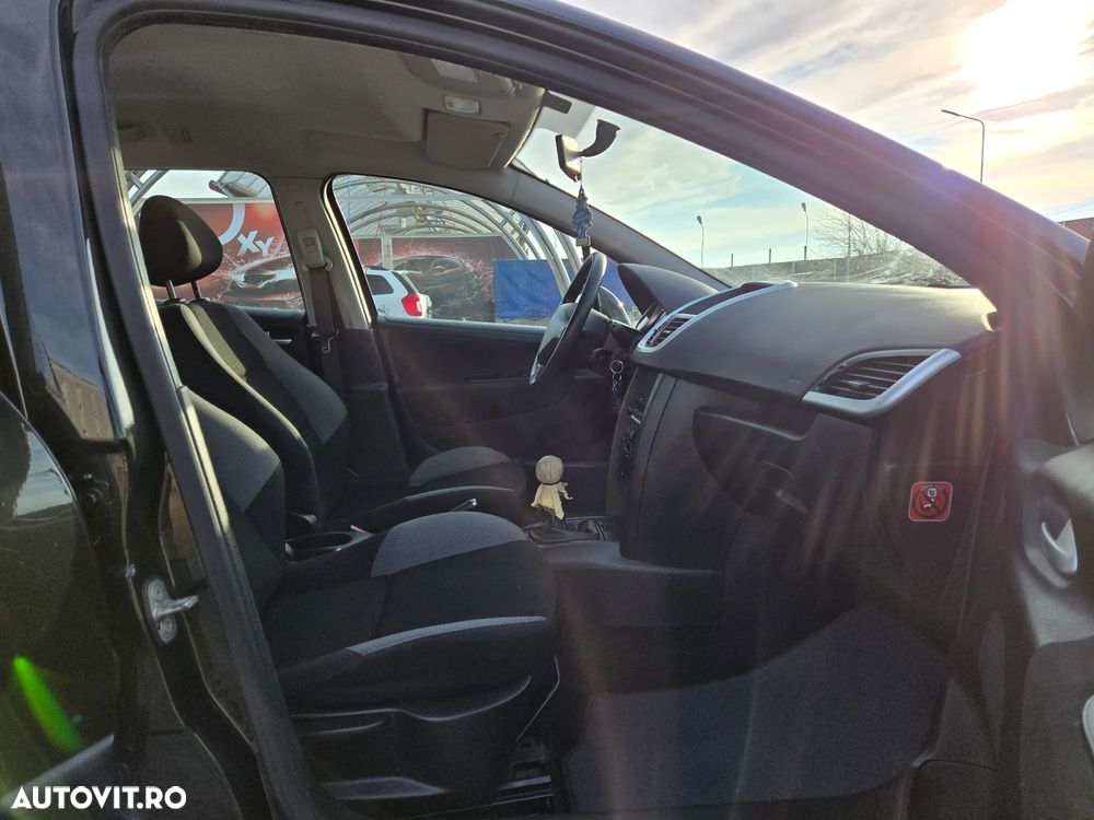 Peugeot 207 95 VTi Urban Style - 16