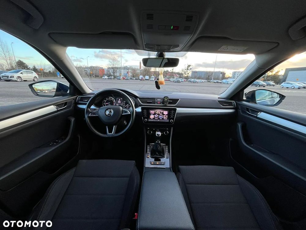 Skoda Superb 1.8 TSI Active - 15