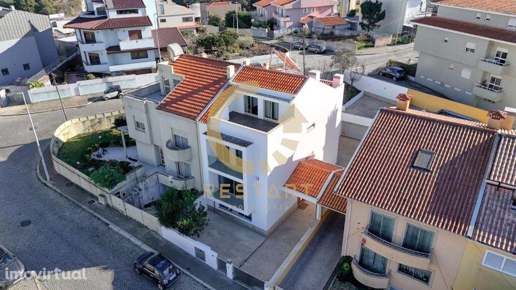 Moradia Exclusiva T4+1 em Canidelo, Vila Nova de Gaia - Grande imagem: 2/51