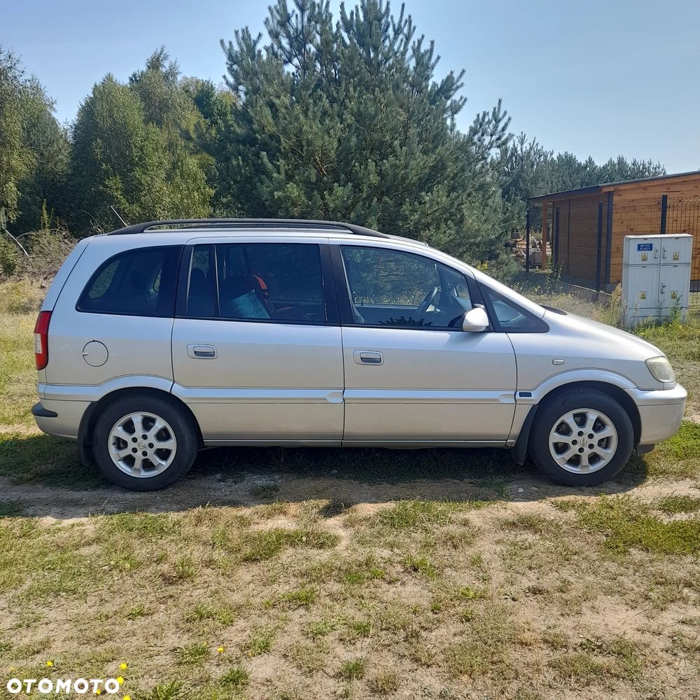 Opel Zafira 1.8 16V Elegance - 5