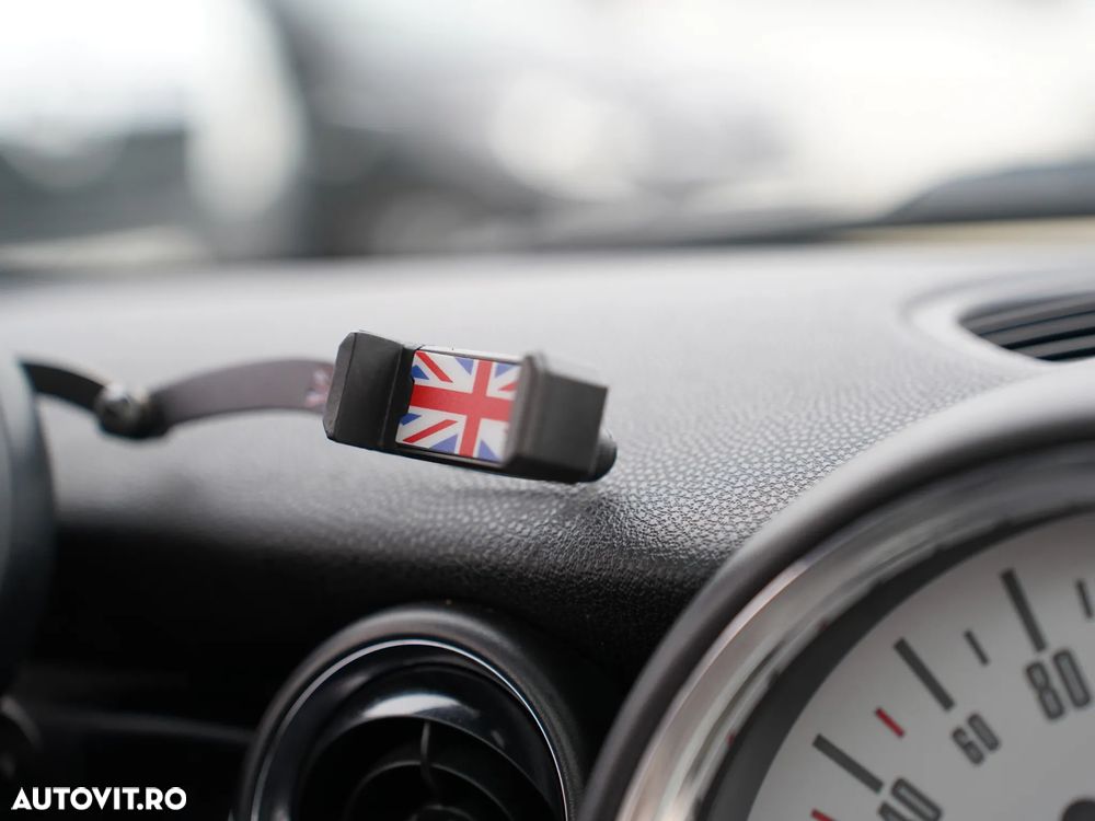 Mini Cooper - 30