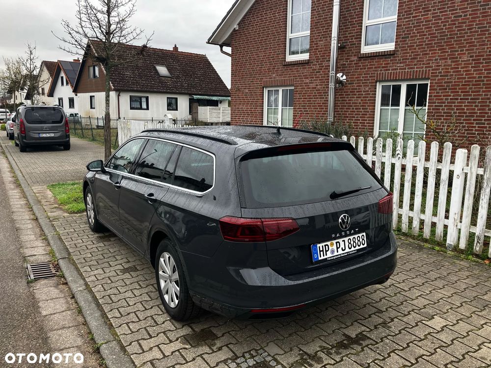Volkswagen Passat - 6