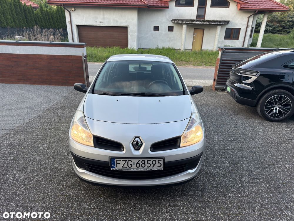 Renault Clio 1.2 16V All Inclusive - 9