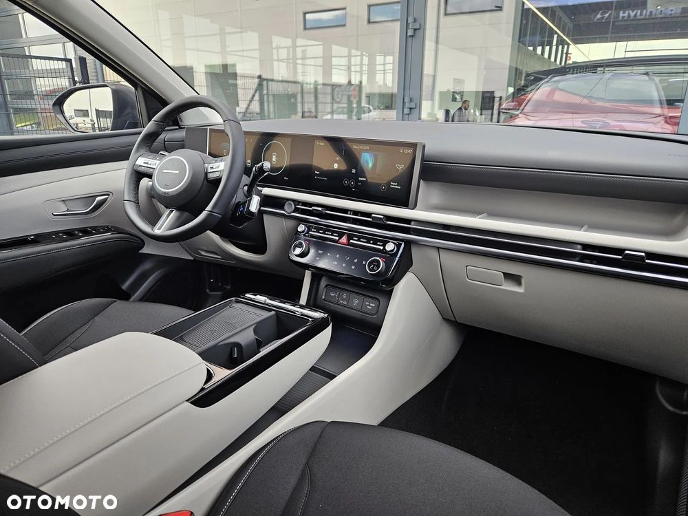 Hyundai Tucson 1.6 T-GDi HEV Executive 2WD - 14