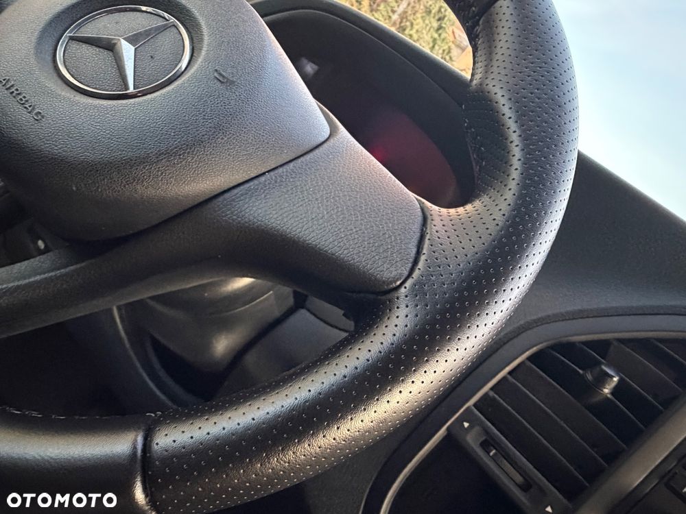 Mercedes-Benz Vito - 19