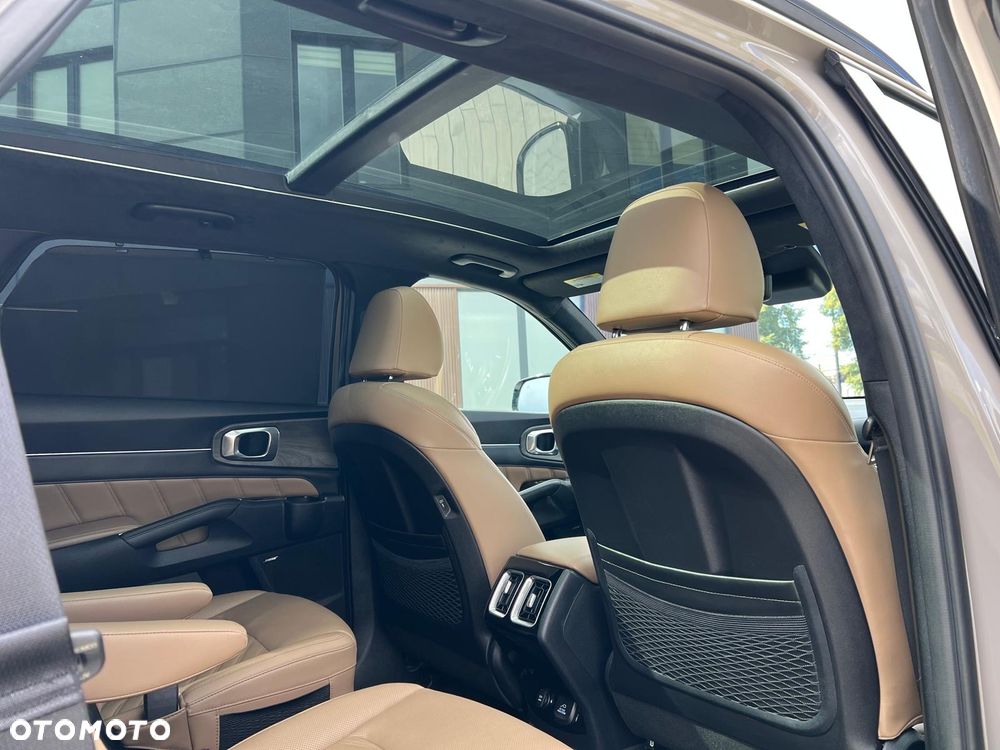 Kia Sorento - 28