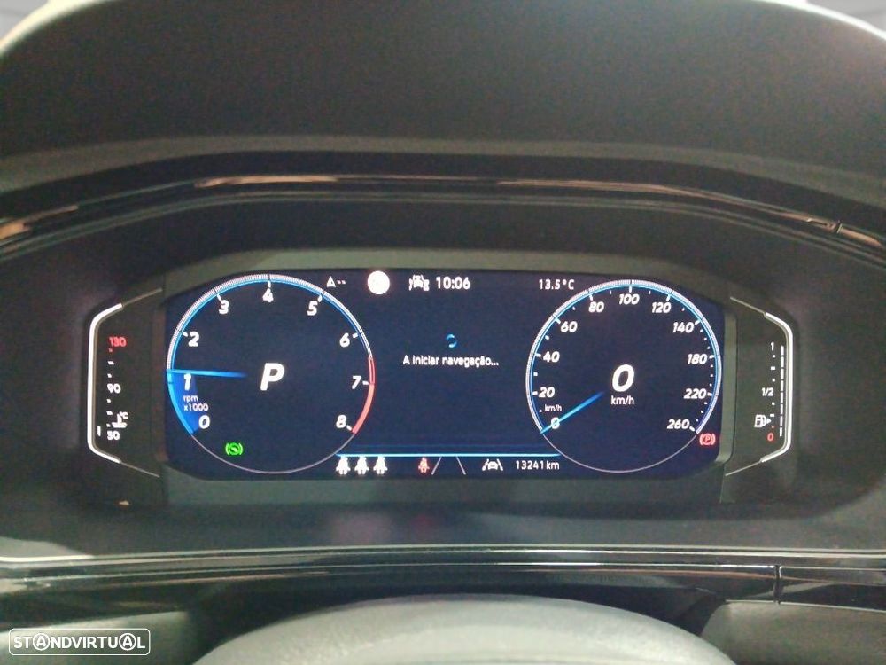 VW T-Roc 1.5 TSI R-Line DSG - 16