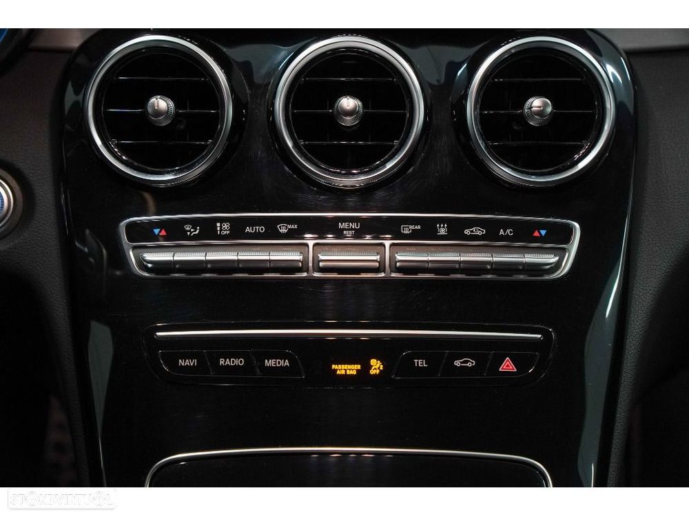 Mercedes-Benz C 300 - 30