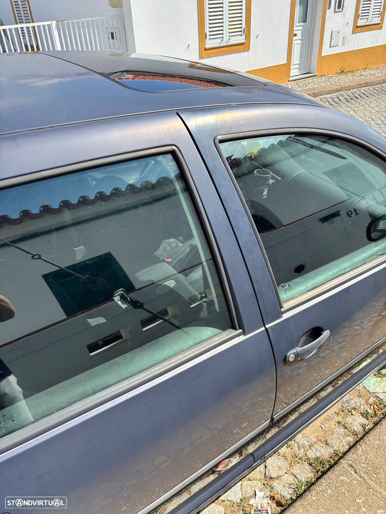 VW Golf 1.4i Confort - 3
