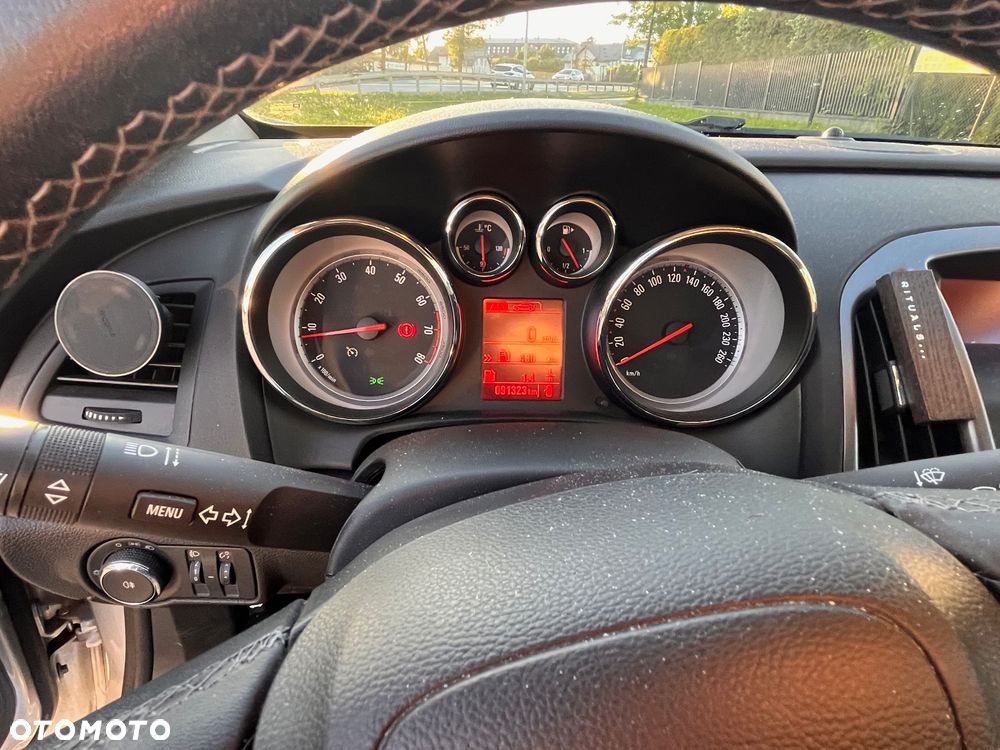 Opel Astra 1.6 Business - 22