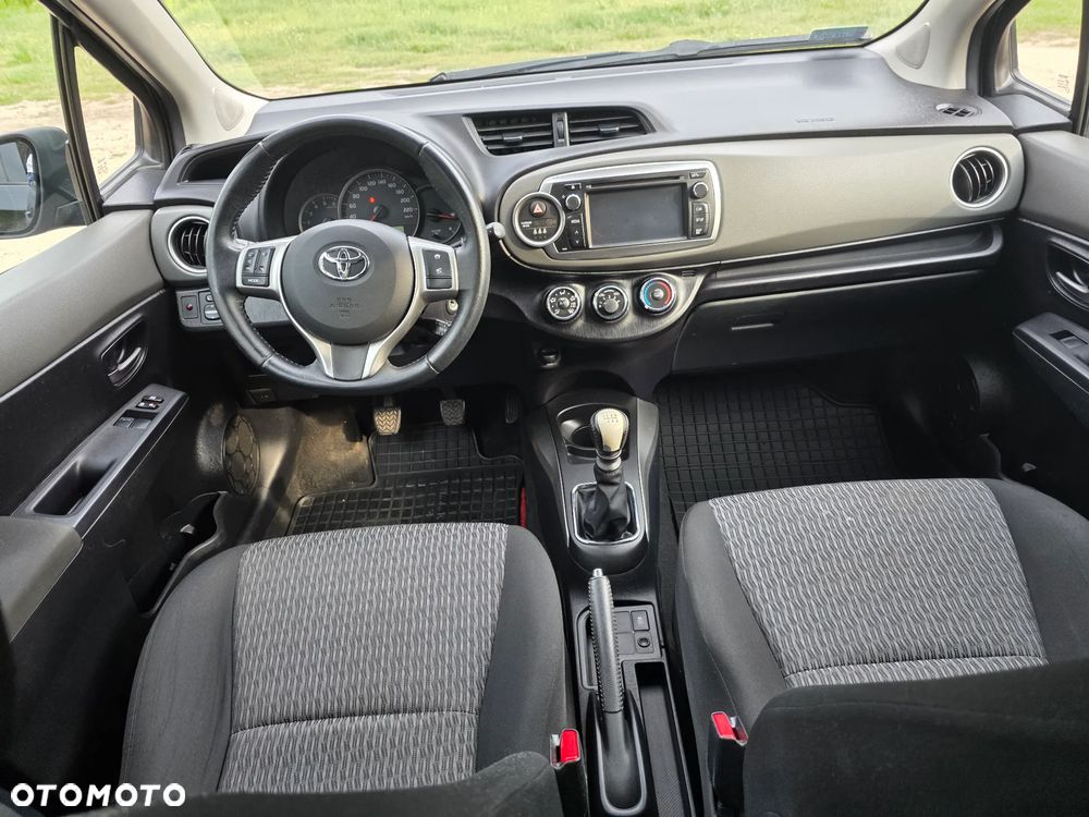 Toyota Yaris 1.4 D-4D - 14
