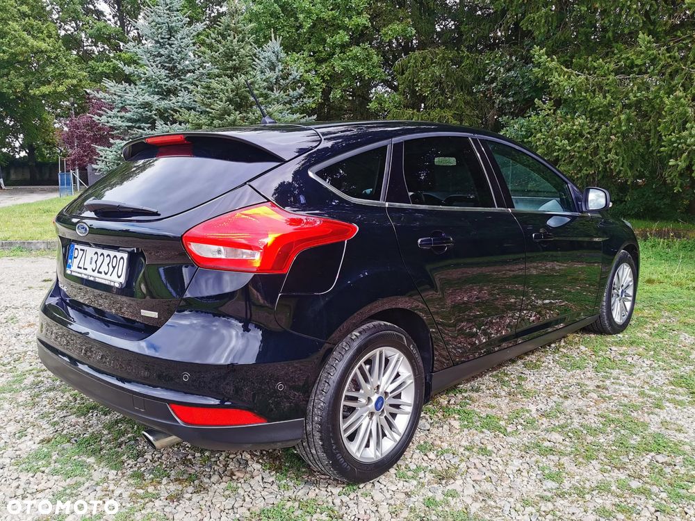 Ford Focus 1.5 EcoBoost STart-Stopp-System TITANIUM - 26