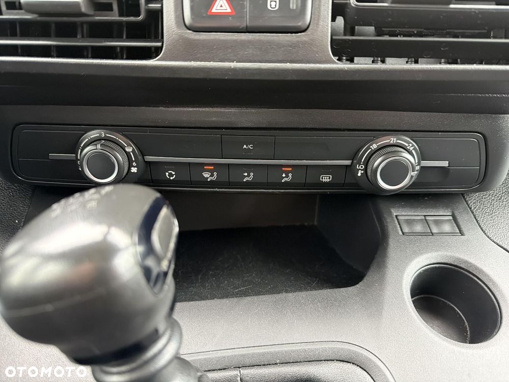 Toyota Proace City Verso 1.5 D-4D Combi - 20