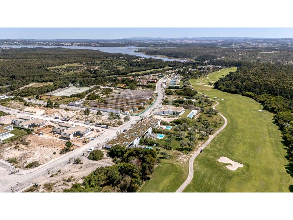 Terreno para construção de moradia T3, em Óbidos - Grande imagem: 2/43