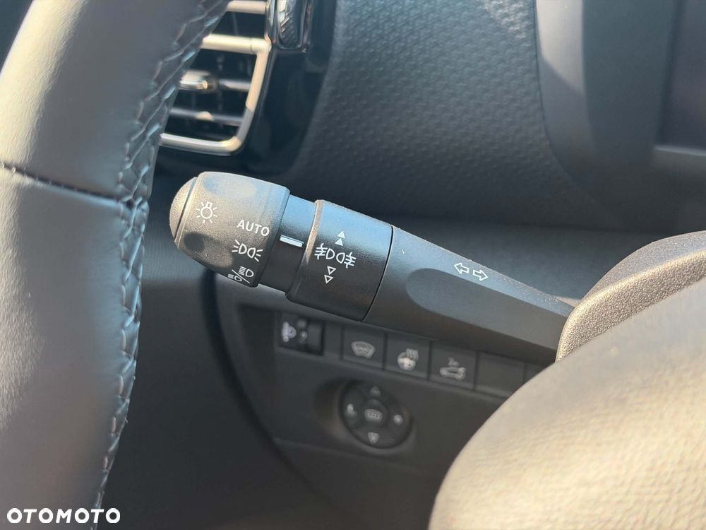 Citroën C4X 1.2 mHEV Max eDCT6 - 13