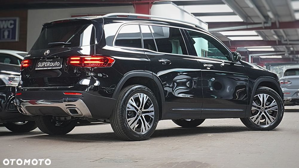 Mercedes-Benz GLB 200 7G-DCT - 12