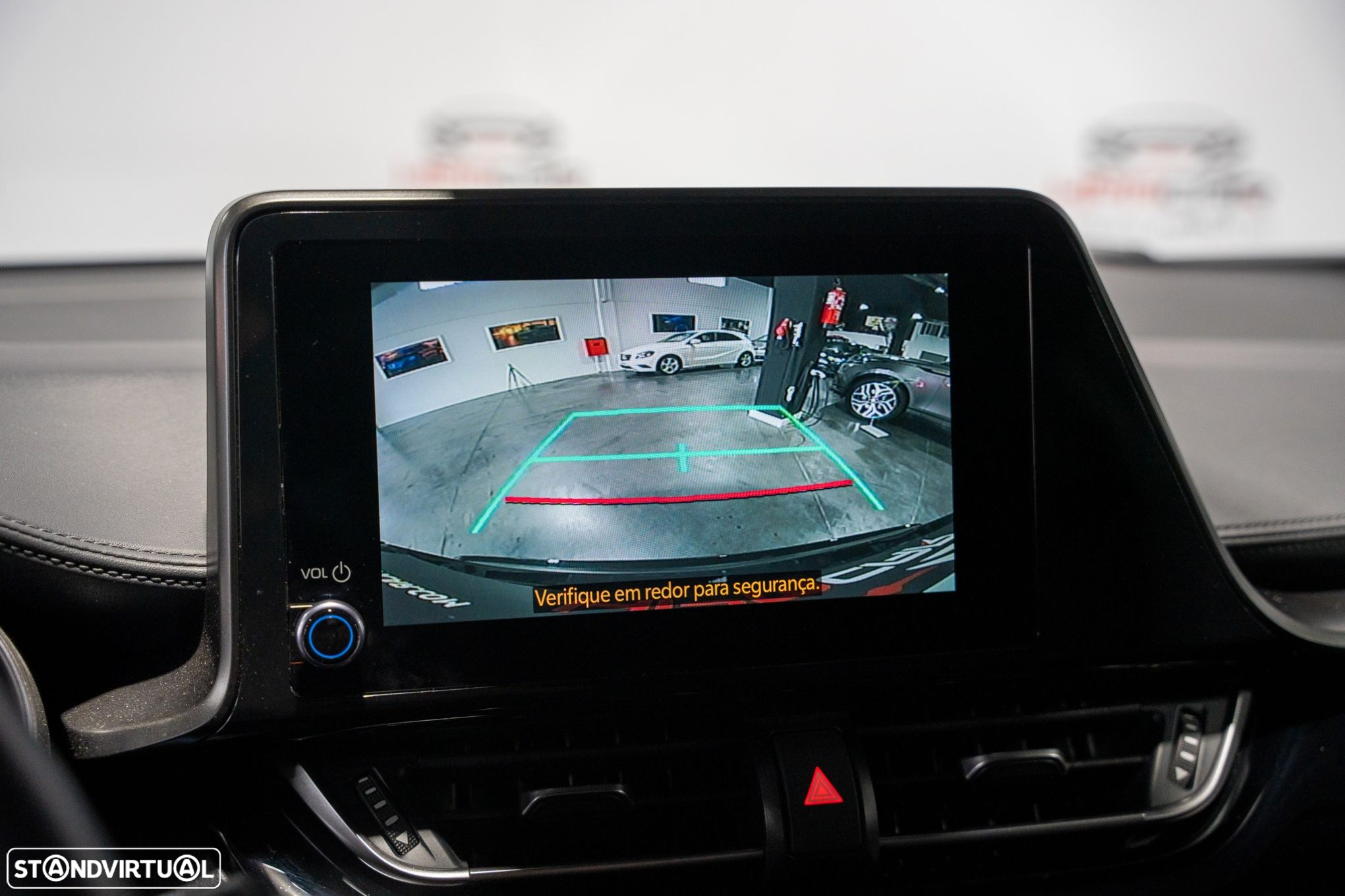 Toyota C-HR 1.8 Hybrid Exclusive - 21