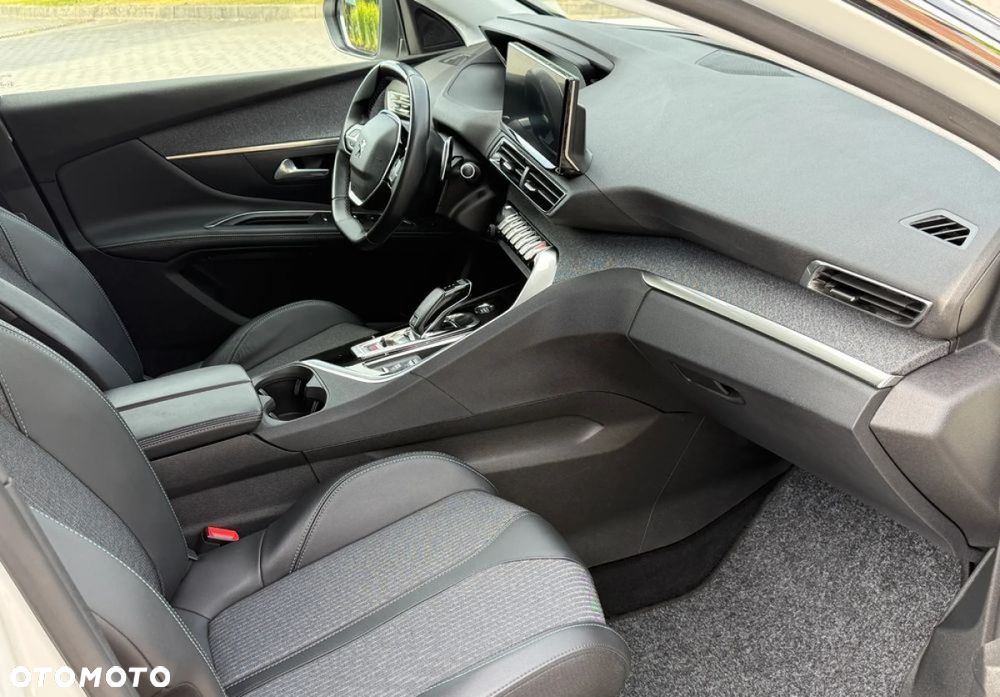 Peugeot 5008 BlueHDi 180 EAT8 Allure Pack - 23