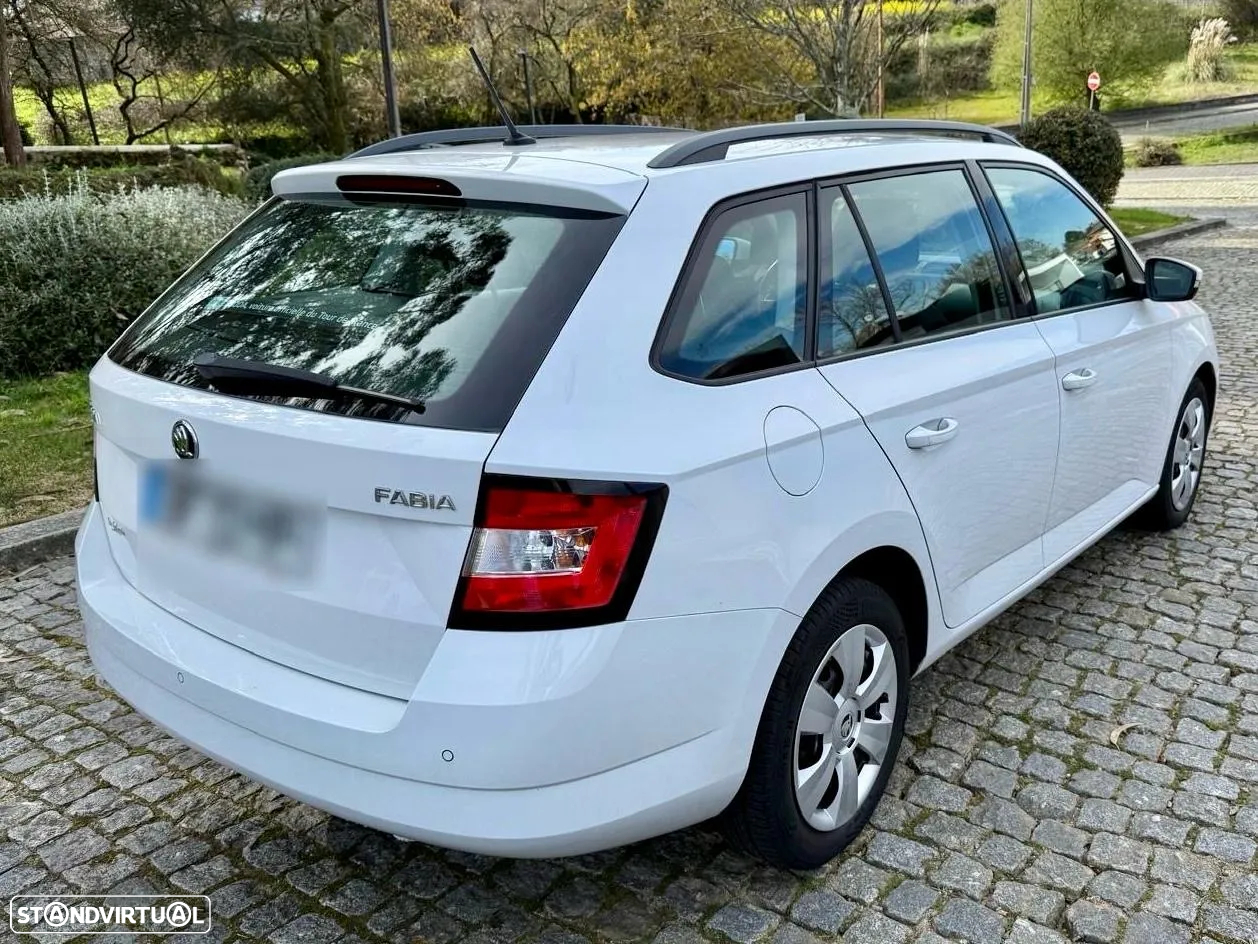 Skoda Fabia Break 1.4 TDI Cool Edition - 17
