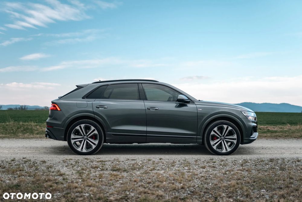 Audi Q8 SUV TFSI quattro 250 kW tiptronic S line business - 3
