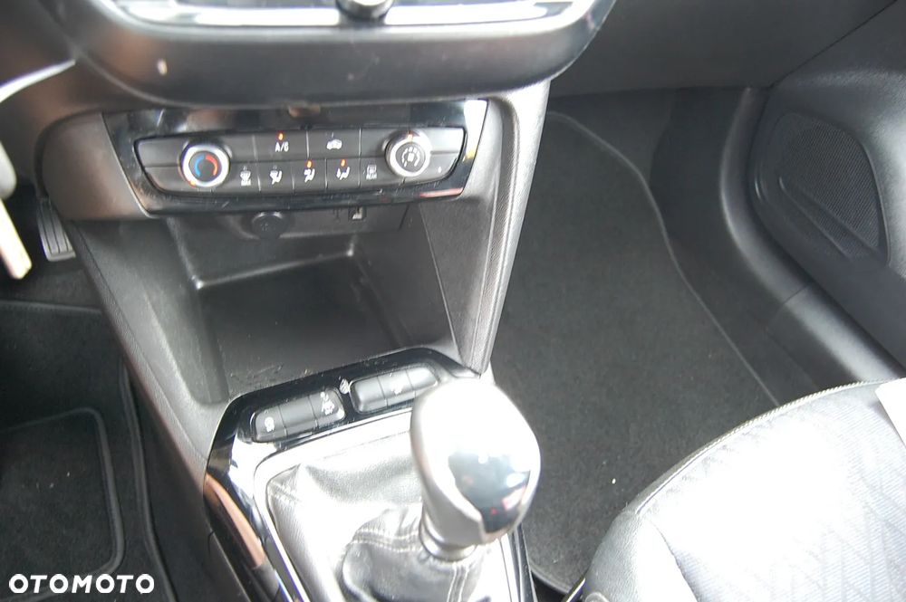Opel Corsa - 11