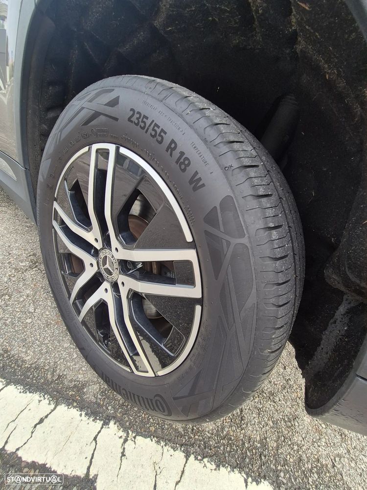 Mercedes-Benz GLA 250 e 8G-DCT Progressive - 12