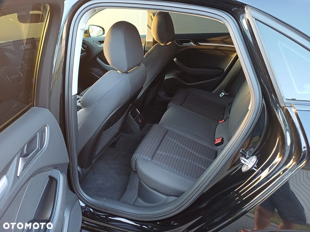 Audi A3 Limousine 2.0 TDI clean diesel Quattro Ambition S tronic - 32