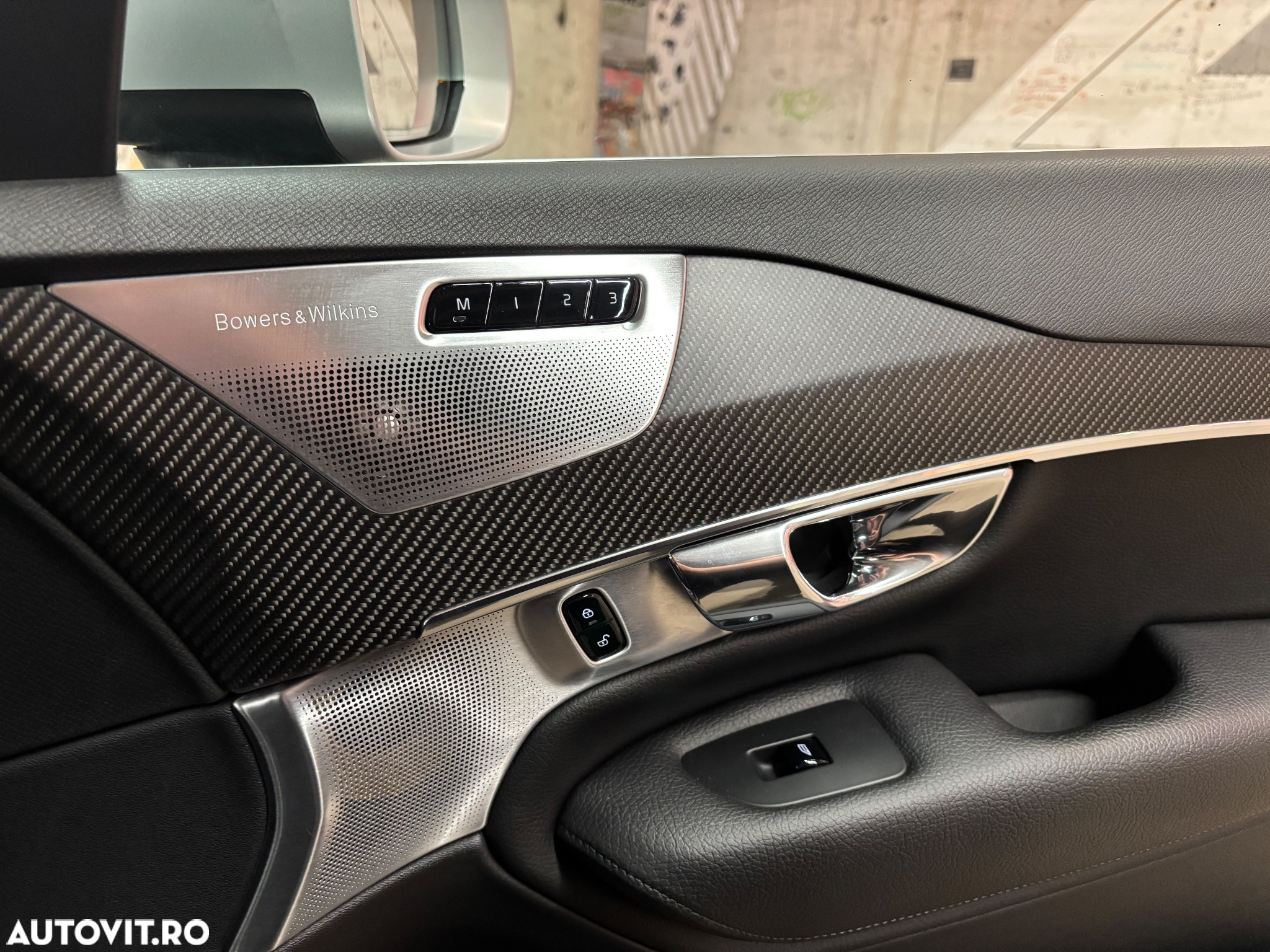 Volvo XC 90 D5 AWD Geartronic RDesign - 17