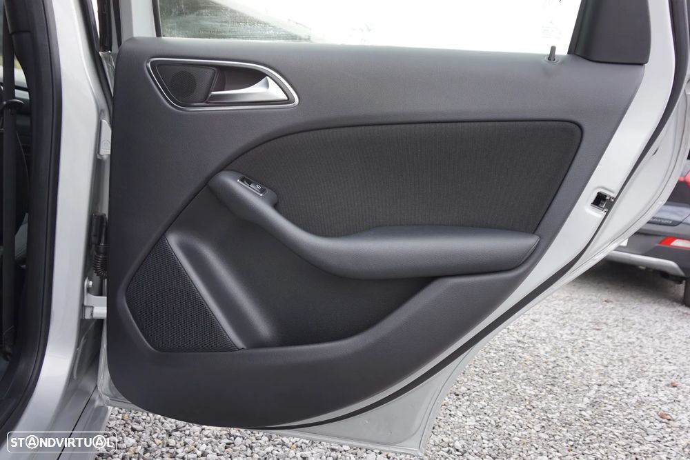 Mercedes-Benz B 180 CDi BlueEfficiency - 20