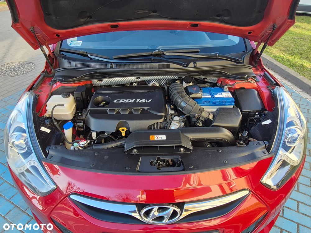 Hyundai i40 1.7 CRDi Comfort + - 25