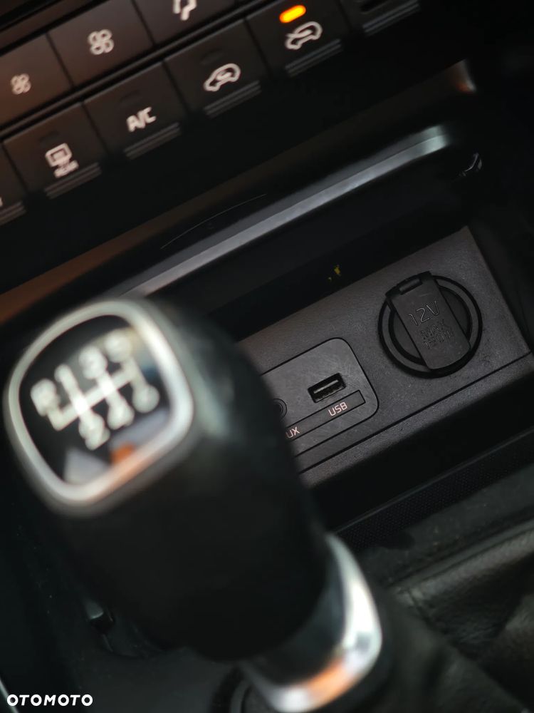 Citroën C4 Picasso 2.0 HDi FAP EGS6 Exclusive - 32