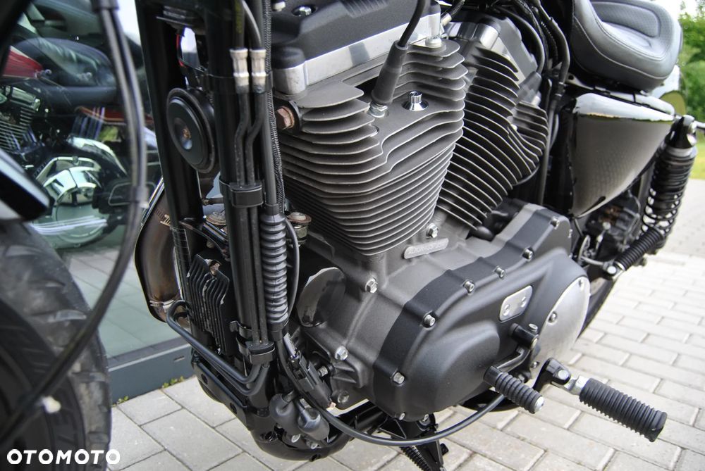 Harley-Davidson Sportster Roadster 1200R - 23