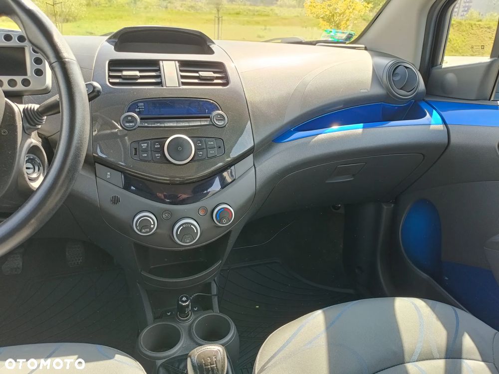 Chevrolet Spark 1.2 LT - 15