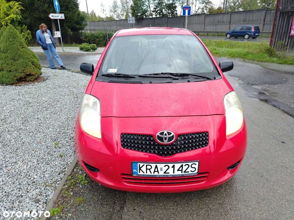 Toyota Yaris 1.0 Luna - 2