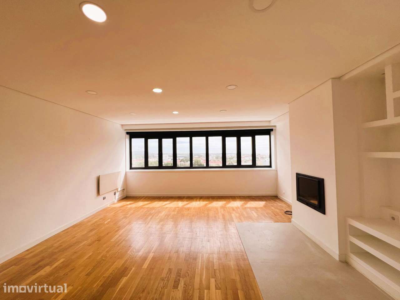 Apartamento T3 (vista panorâmica e garagem fechada 2 carros) - Grande imagem: 2/20