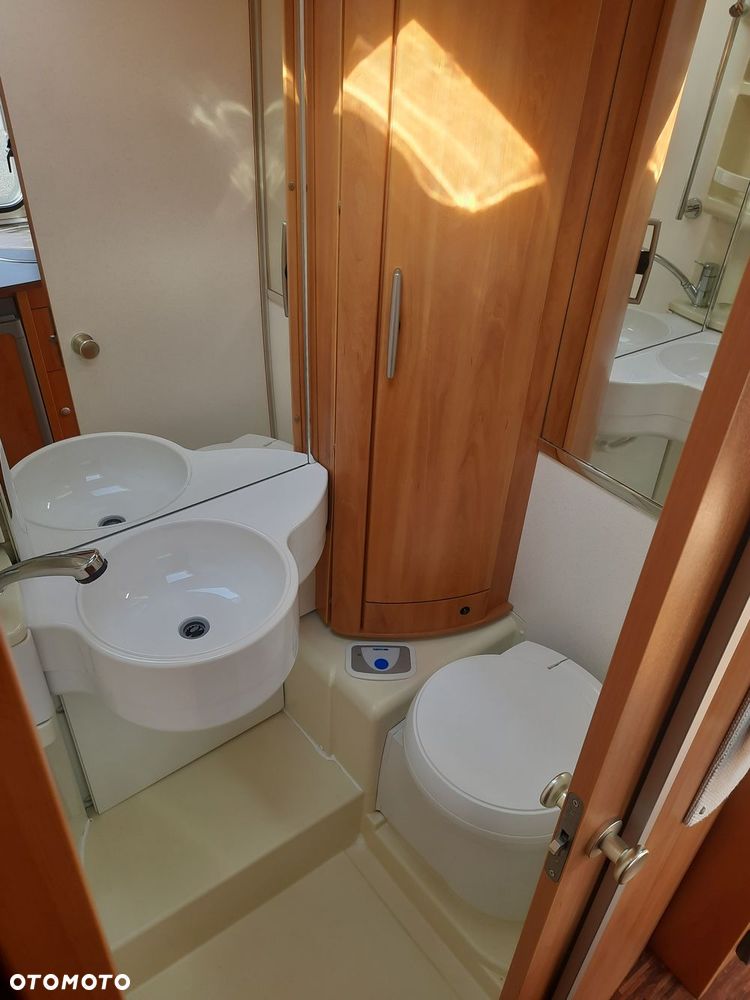 Hymer-Eriba EX482 - 17