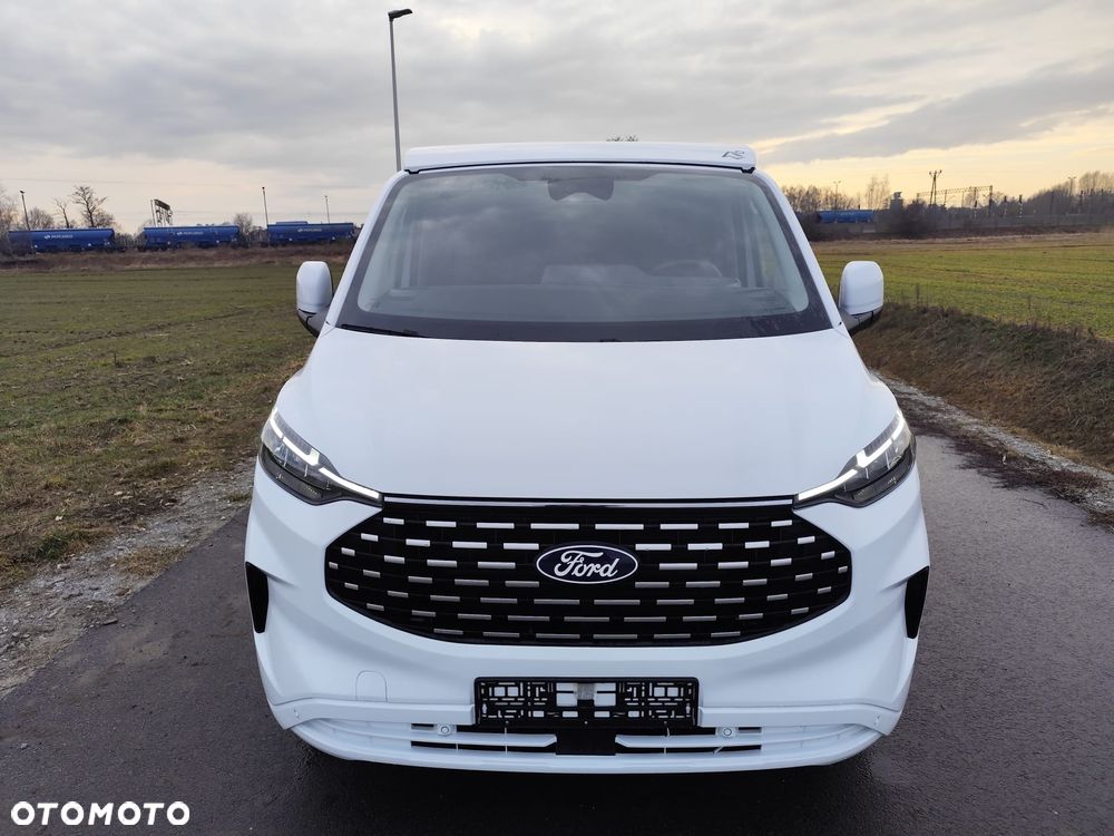 Ford Tourneo Custom 320 L2H1 VA Autm Titanium - 3