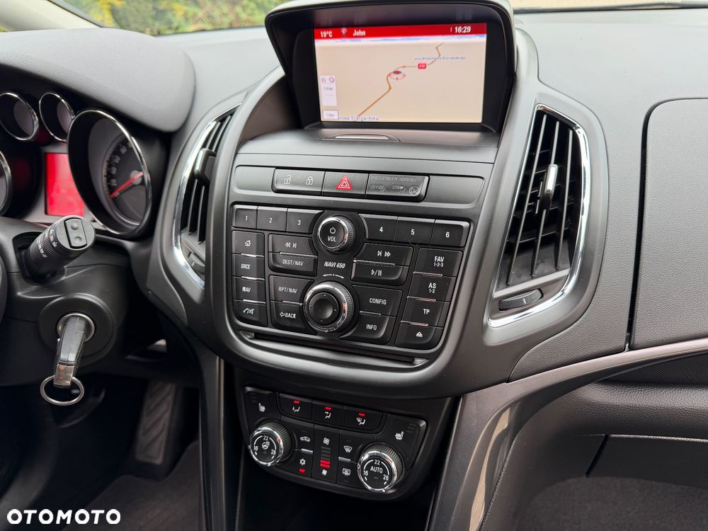 Opel Zafira Tourer 2.0 CDTI Automatik Innovation - 38