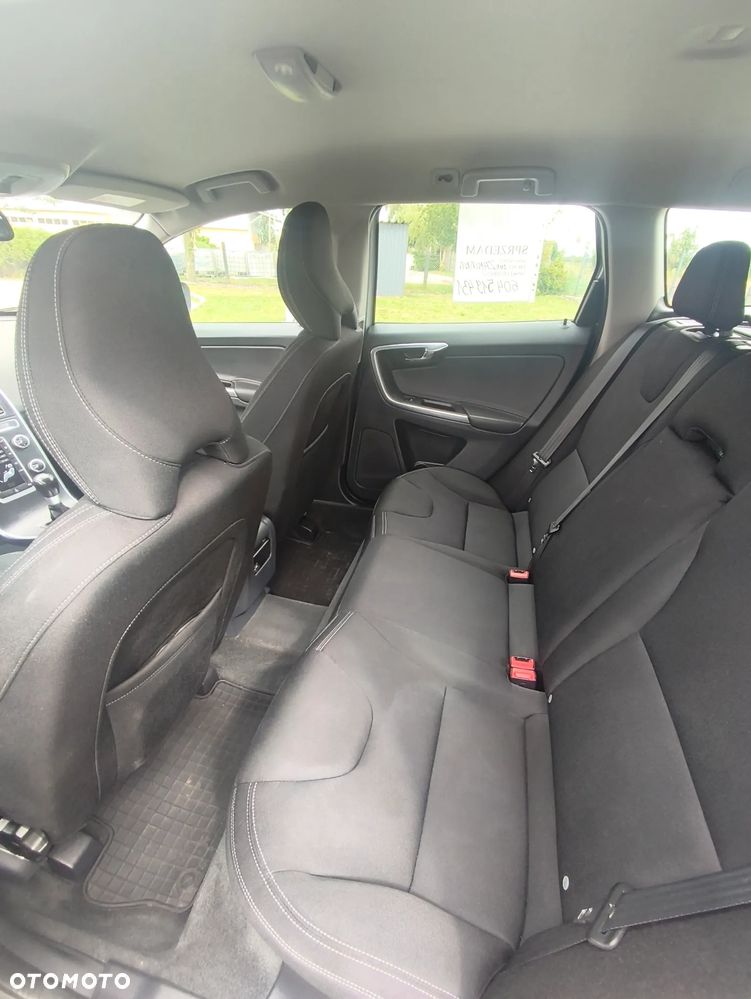 Volvo XC 60 D3 R-Design - 7
