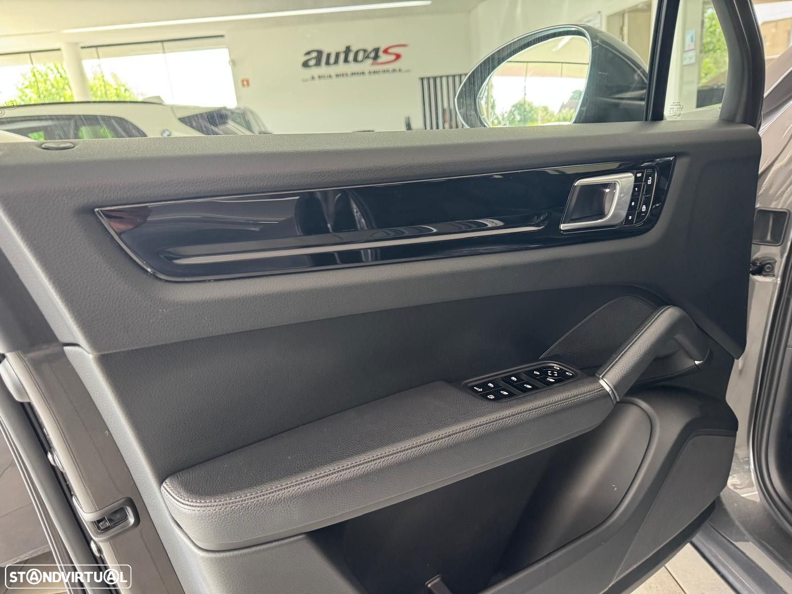 Porsche Cayenne E-Hybrid - 22