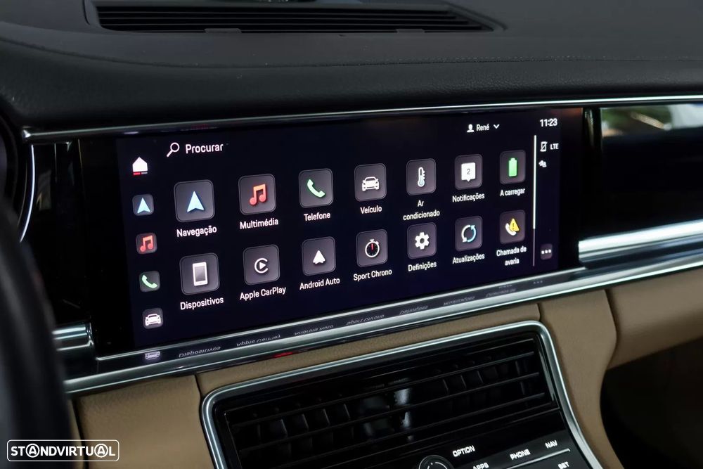 Porsche Panamera 4 E-Hybrid - 15