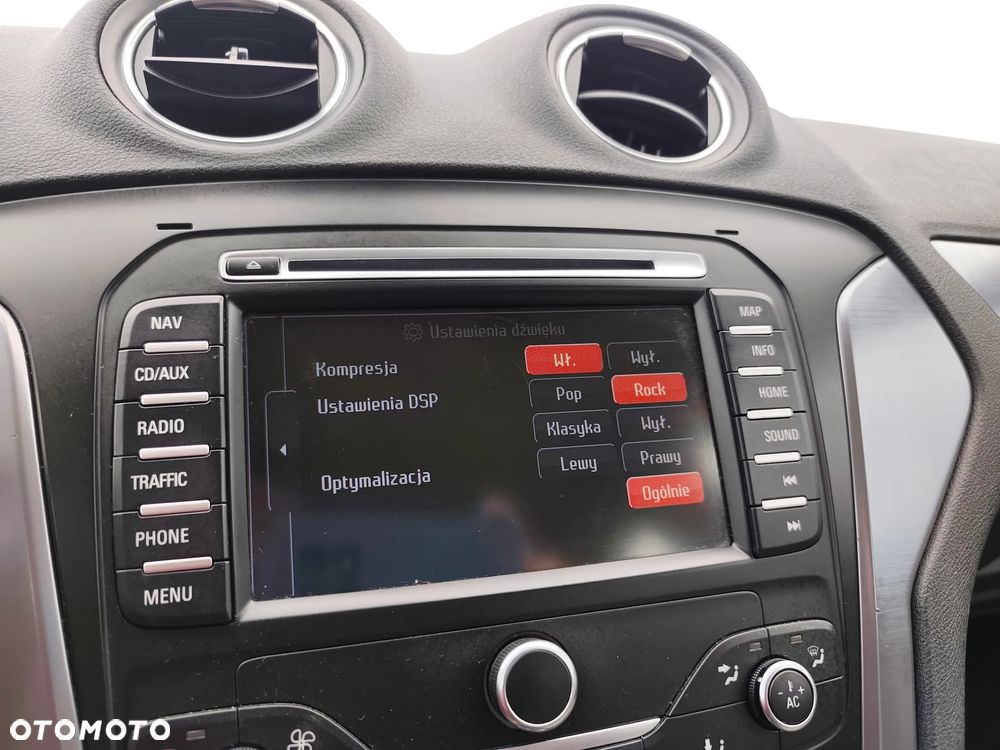 Ford Mondeo 2.0 TDCi Titanium - 19