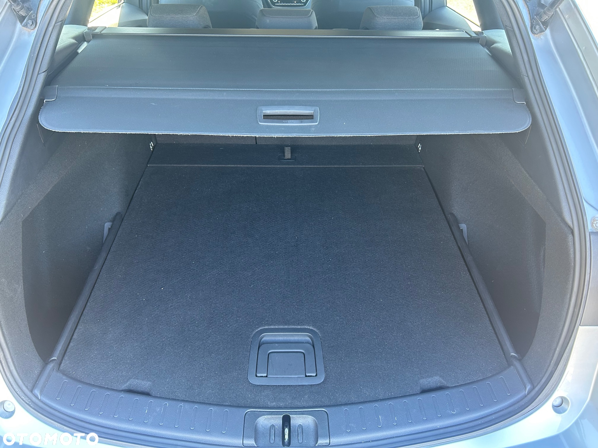 Toyota Corolla 1.8 Hybrid Style - 11