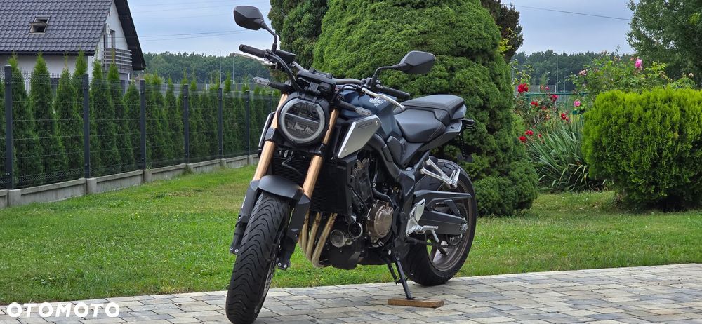 Honda CB - 4
