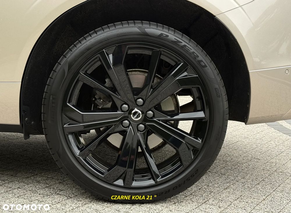 Volvo XC 60 B4 D Plus Dark - 32