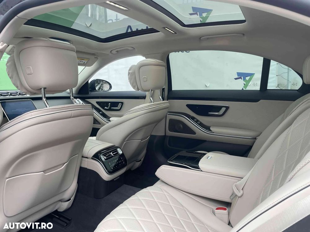 Mercedes-Benz S - 16